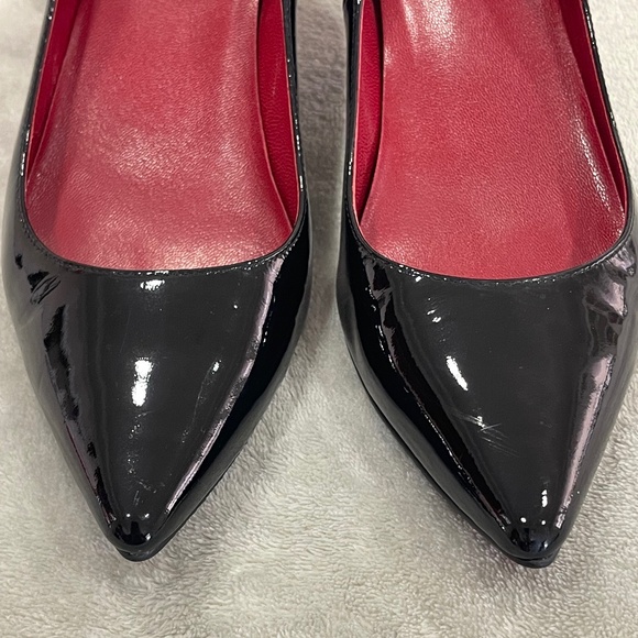 Black Leather Pumps Heels Women's Size 7 - Picture 5 of 9